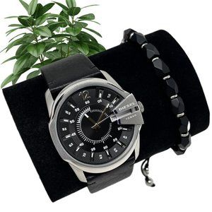 NWT DIESEL Master Chief Watch and Bracelet Gift Set DZ1907